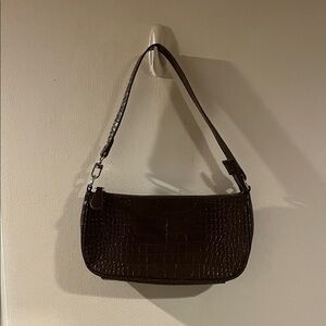 Chic Brown Crocodile-Pattern Shoulder Bag